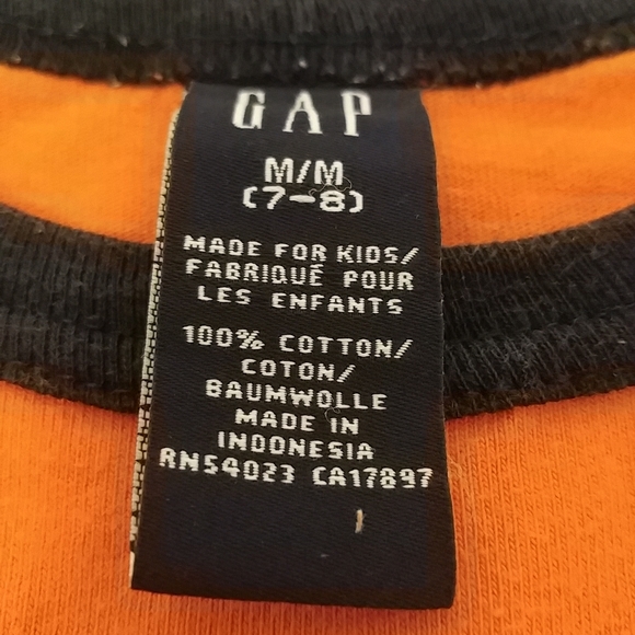 GAP T-Shirt (Size M, 7-8) - Picture 2 of 2